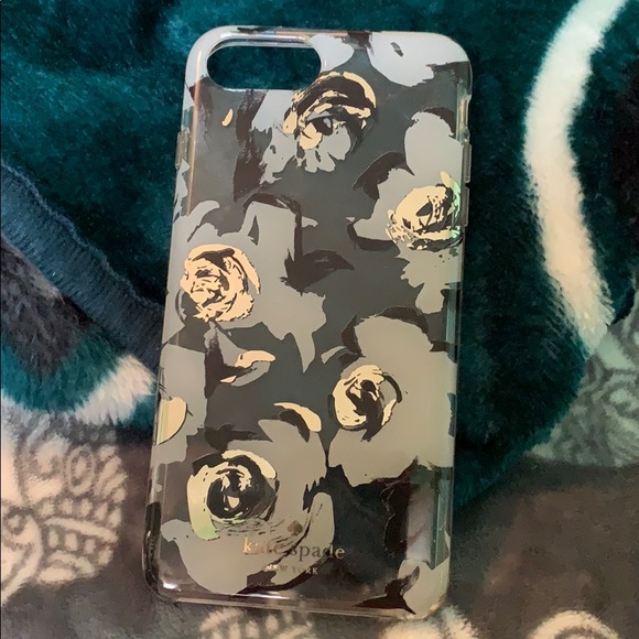 kate spade Accessories - iPhone 7 Plus case